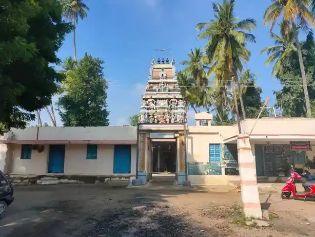 Arulmigu Mariamman Temple, Thotakurichi, Thotakurichi - 639113 அருள்மிகு மாரியம்மன் திருக்கோயில், Thotakurichi, Thotakurichi - 639113, Karur - Ancient Temple Architecture and History Image 2