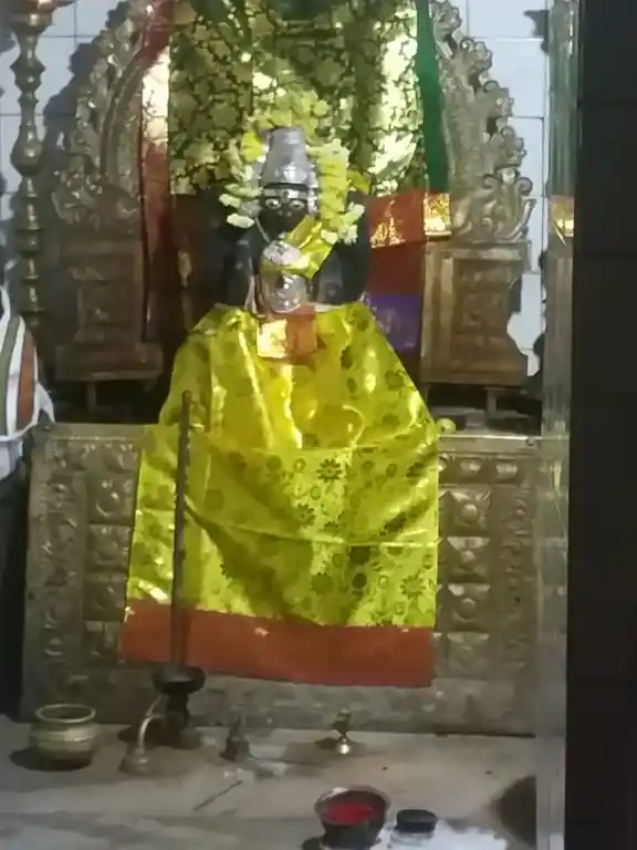 Arulmigu Mariamman Temple, Thozhuvathu Medu - 611105 அருள்மிகு மாரியம்மன் திருக்கோயில், Thozhuvathu Medu - 611105, Nagapattinam - Ancient Temple Architecture and History Image 4