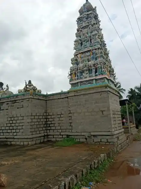 Arulmigu Mariamman Temple, Thuthikulam - 637404 அருள்மிகு மாரியம்மன் திருக்கோயில், Thuthikulam - 637404, Namakkal - Ancient Temple Architecture and History Image 2