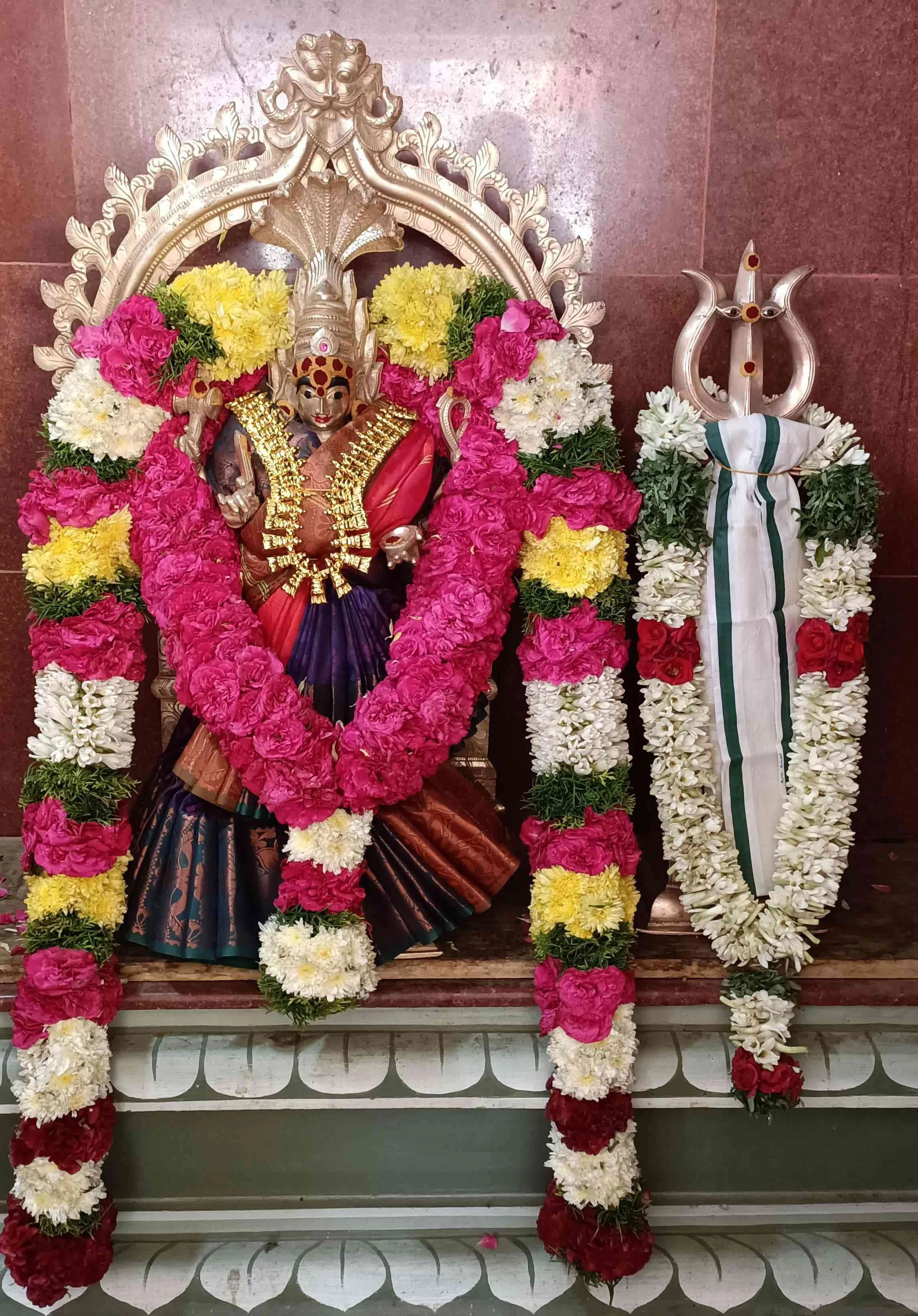 அருள்மிகு மாரியம்மன் திருக்கோயில், Udumalpettai, Udumalpettai - 642126