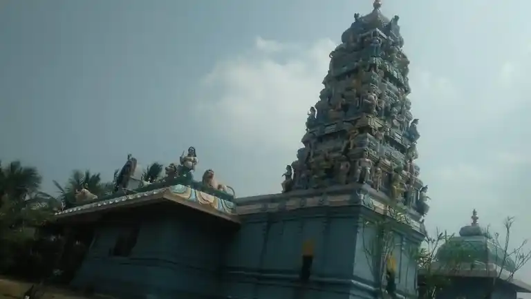 Arulmigu Mariamman Temple, Uppupalayam, Annadanapatti - 637301 அருள்மிகு மாரியம்மன் திருக்கோயில், Uppupalayam, Annadanapatti - 637301, Salem - Ancient Temple Architecture and History Image 4