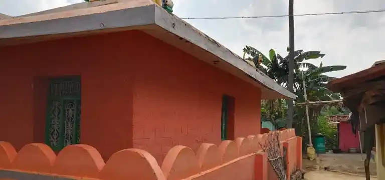 Arulmigu Mariamman Temple, Urigam - 635102 அருள்மிகு மாரியம்மன் திருக்கோயில், Urigam - 635102, Krishnagiri - Ancient Temple Architecture and History Image 3