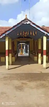 Arulmigu Mariamman Temple, Vadavedampatti, Coimbatore - 641671 அருள்மிகு மாரியம்மன் திருக்கோயில், வடவேடம்பட்டி, Coimbatore - 641671, Coimbatore - Ancient Temple Architecture and History Image 4