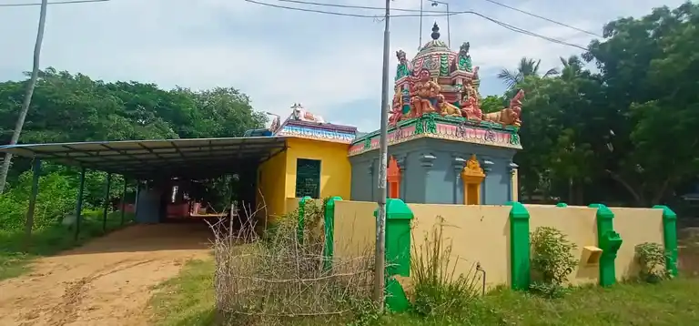 Arulmigu Mariamman Temple, Vadugakudi - 609503 அருள்மிகு மாரியம்மன் திருக்கோயில், Vadugakudi - 609503, Thiruvarur - Ancient Temple Architecture and History Image 7