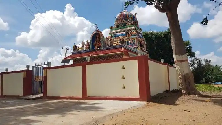 Arulmigu Mariamman Temple, Vasudevan Pattu - 606704 அருள்மிகு மாரியம்மன் திருக்கோயில், வாசுதேவன்பட்டு - 606704, Tiruvannamalai - Ancient Temple Architecture and History Image 3