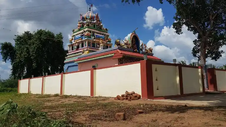 Arulmigu Mariamman Temple, Vasudevan Pattu - 606704 அருள்மிகு மாரியம்மன் திருக்கோயில், வாசுதேவன்பட்டு - 606704, Tiruvannamalai - Ancient Temple Architecture and History Image 4