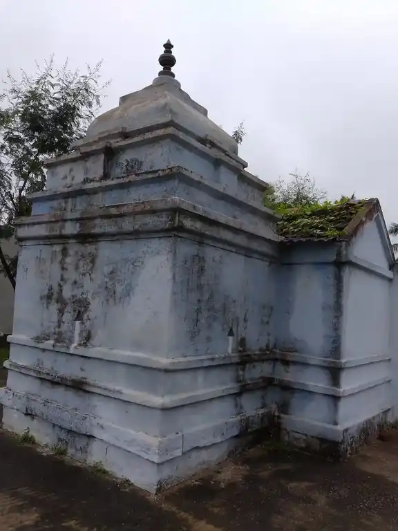 Arulmigu Mariamman Temple, Veerappanaickenpatti - 636906 Arulmigu Mariamman Temple, வீரப்பநாயக்கன்பட்டி - 636906, Dharmapuri - Ancient Temple Architecture and History Image 5