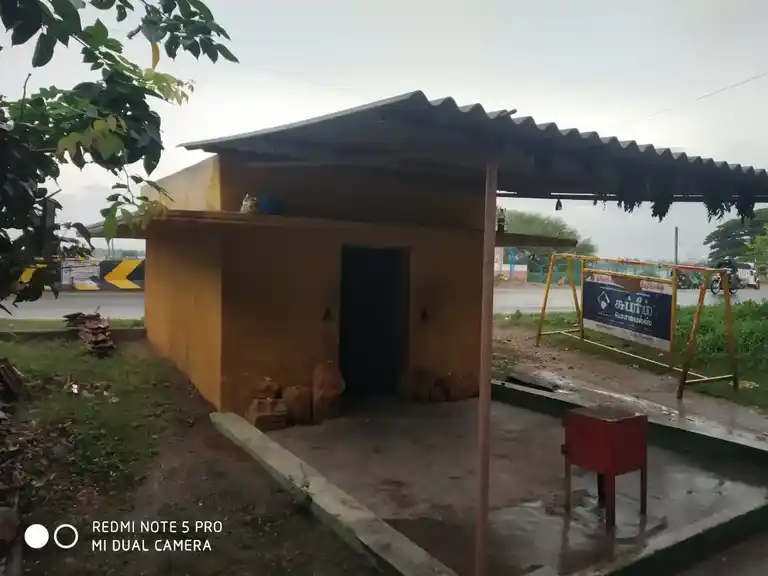 Arulmigu Mariamman Temple, Vellaikkavundanpalaiyam - 636701 அருள்மிகு மாரியம்மன் திருக்கோயில், Vellaikkavundanpalaiyam - 636701, Dharmapuri - Ancient Temple Architecture and History Image 4