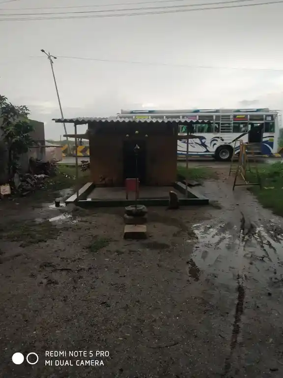 Arulmigu Mariamman Temple, Vellaikkavundanpalaiyam - 636701 அருள்மிகு மாரியம்மன் திருக்கோயில், Vellaikkavundanpalaiyam - 636701, Dharmapuri - Ancient Temple Architecture and History Image 5