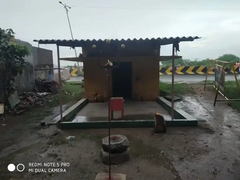 Arulmigu Mariamman Temple, Vellaikkavundanpalaiyam - 636701 அருள்மிகு மாரியம்மன் திருக்கோயில், Vellaikkavundanpalaiyam - 636701, Dharmapuri - Ancient Temple Architecture and History Image 6