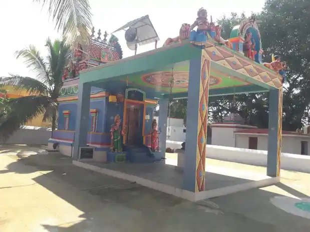 Arulmigu Mariamman Veeramman Temple, Koolanaikenpatti - 642107 அருள்மிகு மாரியம்மன் வீரம்மன் திருக்கோயில், குளனாய்க்கன்பட்டி - 642107, Coimbatore - Ancient Temple Architecture and History Image 6