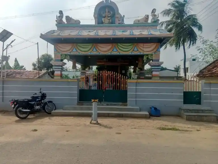Arulmigu Mariamman, Vinayagar Temple, Chinna Kakkaveri - 637406 அருள்மிகு மாரியம்மன், விநாயகர் திருக்கோயில், சின்ன காக்காவேரி - 637406, Namakkal - Ancient Temple Architecture and History Image 3