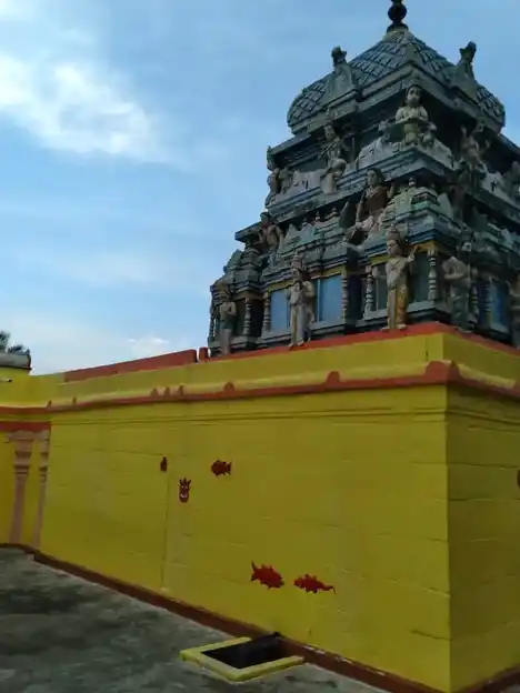 Arulmigu Mariamman Vinayagar Temple, Chinna Negmam, Chinna Negmam - 642120 அருள்மிகு மாரியம்மன் விநாயகர் திருக்கோயில், சின்னநெகமம், பாெள்ளாச்சி வட்டம், சின்னநெகமம், சின்னநெகமம் - 642120, Coimbatore - Ancient Temple Architecture and History Image 3