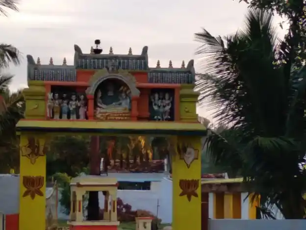 Arulmigu Mariamman Vinayagar Temple, Chinna Negmam, Chinna Negmam - 642120 அருள்மிகு மாரியம்மன் விநாயகர் திருக்கோயில், சின்னநெகமம், பாெள்ளாச்சி வட்டம், சின்னநெகமம், சின்னநெகமம் - 642120, Coimbatore - Ancient Temple Architecture and History Image 4