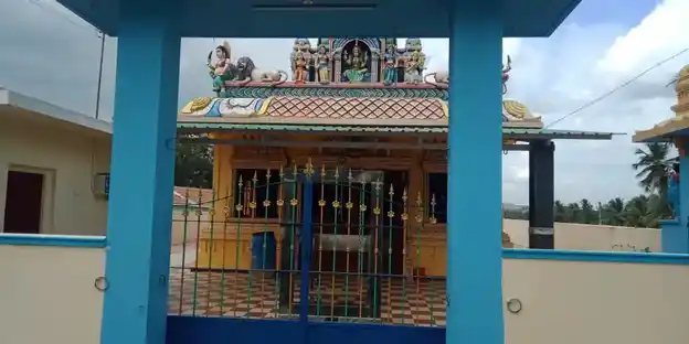 Arulmigu Mariamman Vinayagar Temple, Chinnagoundanur - 637303 Arulmigu Mariamman Vinayagar Temple, Chinnagoundanur - 637303, Salem - Ancient Temple Architecture and History Image 3