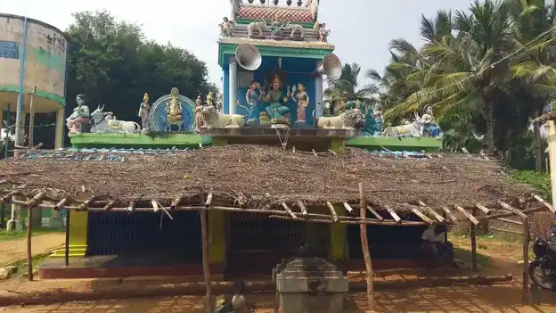 Arulmigu Mariiyamman Temple, Sinnapattakadu - 621715 அருள்மிகு மாரியம்மன் திருக்கோயில், Sinnapattakadu - 621715, Ariyalur - Ancient Temple Architecture and History Image 4