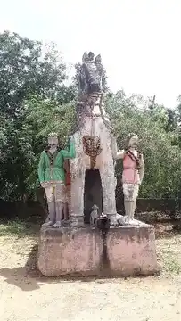 Arulmigu Mariyamman And Ayyanar Vagayara Temple, Manavalanpettai, Sundaraperumal Temple - 614208 அருள்மிகு மாரியம்மன் மற்றும் அய்யனார் வகையறா திருக்கோயில், மணவாளன்பேட்டை, Sundaraperumal Temple - 614208, Thanjavur - Ancient Temple Architecture and History Image 4