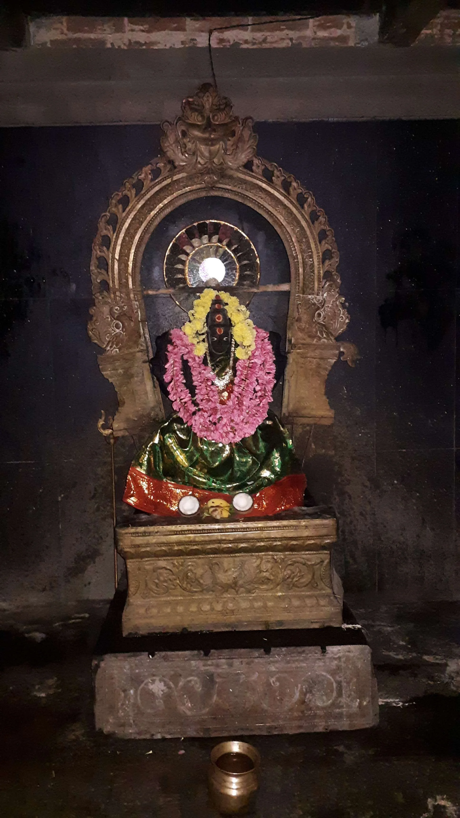 அருள்மிகு மாரியம்மன் மற்றும் அய்யனார் வகையறா திருக்கோயில், மணவாளன்பேட்டை, Sundaraperumal Temple - 614208 - Main View