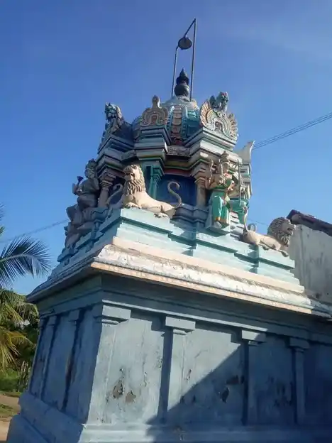 Arulmigu Mariyamman And Pidari Amman Temple, Serukalathur - 614705 அருள்மிகு மாரியம்மன் மற்றும் பிடாரியம்மன் திருக்கோயில், Serukalathur - 614705, Thiruvarur - Ancient Temple Architecture and History Image 3