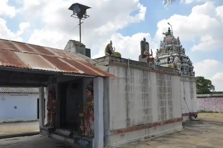Arulmigu Mariyamman Angalamman Temple, Kuppam - 639111 அருள்மிகு மாரியம்மன், அங்காளம்மன் திருக்கோயில், உப்புபாளையம் - 639111, Karur - Ancient Temple Architecture and History Image 3