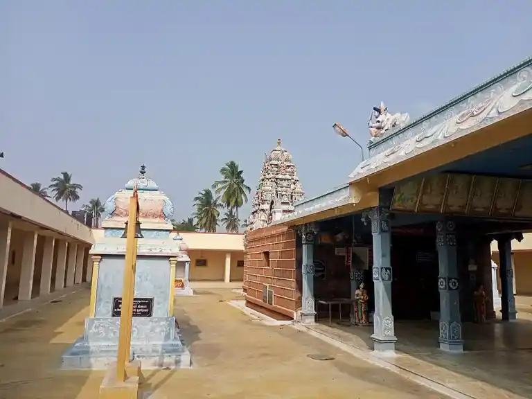 Arulmigu Mariyamman,Bagavathiamman,Padavettiyamman,Vinayakr Temple, Solasiramani - 637210 அருள்மிகு மாரியம்மன் பகவதியம்மன் விநாயகர் திருக்கோயில், சோழசிராமணி - 637210, Namakkal - Ancient Temple Architecture and History Image 3