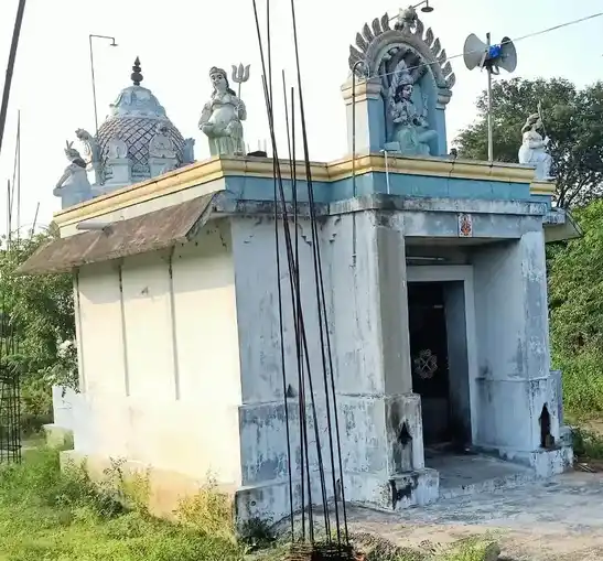 Arulmigu Mariyamman Iyyanar Temple, Aadhichanur - 605757 Arulmigu Mariyamman Iyyanar Temple, Aadhichanur - 605757, Viluppuram - Ancient Temple Architecture and History Image 4