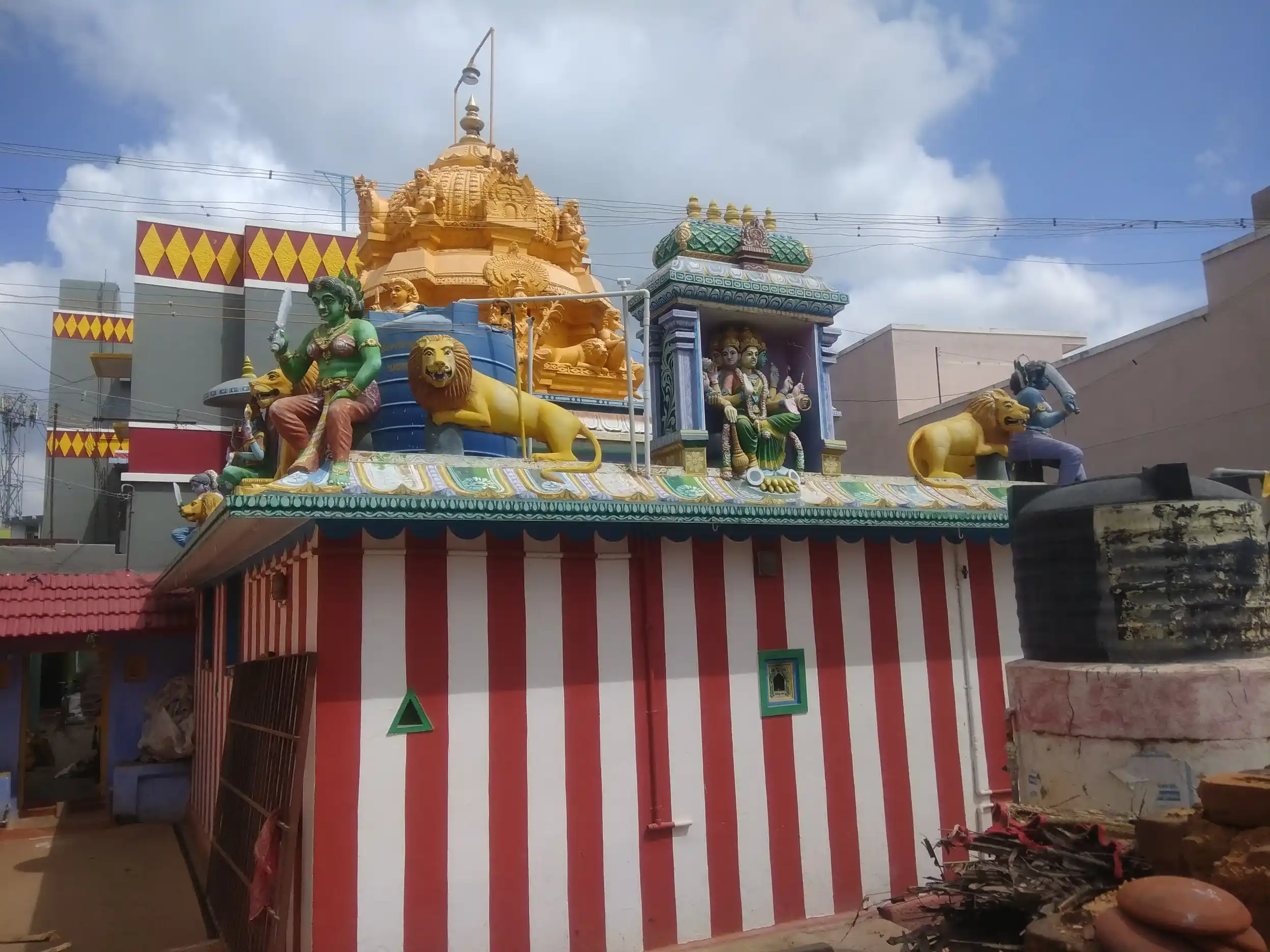 Arulmigu Mariyamman, Muthu Mariyamman Temple, Tirupattur - 635602 அருள்மிகு முத்துமாரியம்மன் திருக்கோயில், திருப்பத்தூர் - 635602, Thirupathur - Ancient Temple Architecture and History Image 2