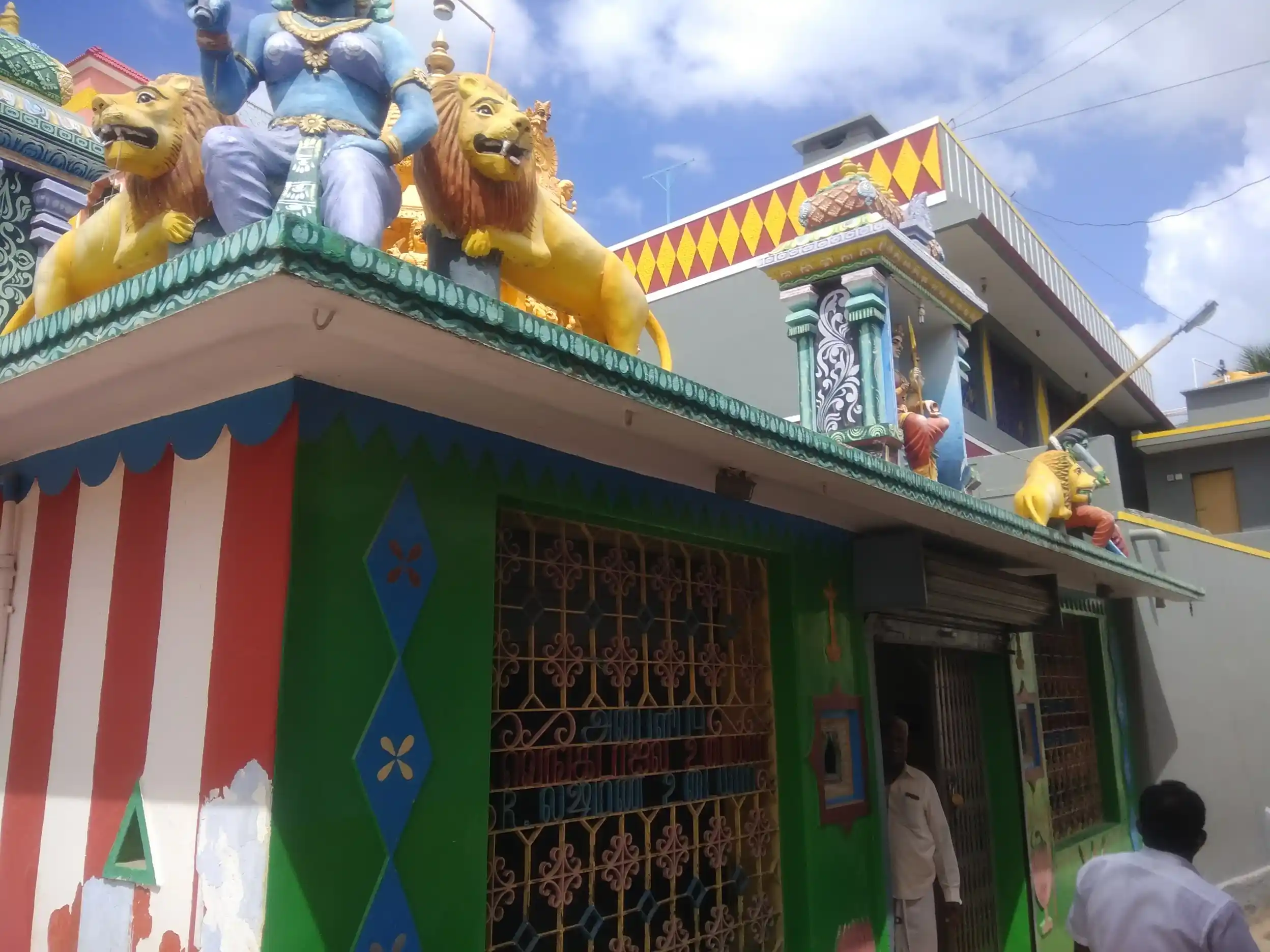 Arulmigu Mariyamman, Muthu Mariyamman Temple, Tirupattur - 635602 அருள்மிகு முத்துமாரியம்மன் திருக்கோயில், திருப்பத்தூர் - 635602, Thirupathur - Ancient Temple Architecture and History Image 3