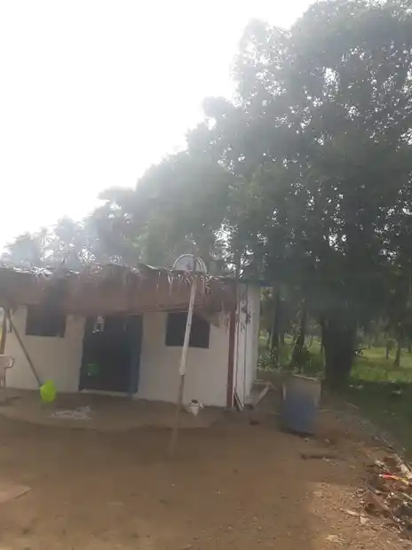 Arulmigu Mariyamman Perumal Temple, Yelendakuttapatti - 636905 அருள்மிகு மாரியம்மன், பெருமாள் திருக்கோயில், Yelendakuttapatti - 636905, Dharmapuri - Ancient Temple Architecture and History Image 2