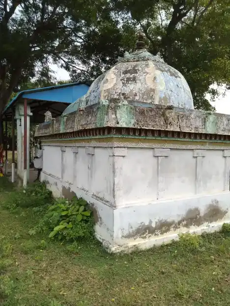 Arulmigu Mariyamman, Pidari, Ayyanar Temple, Mullankudi - 612502 அருள்மிகு மாரியம்மன், பிடாரி, அய்யனார் திருக்கோயில், Mullangudi - 612502, Thanjavur - Ancient Temple Architecture and History Image 6