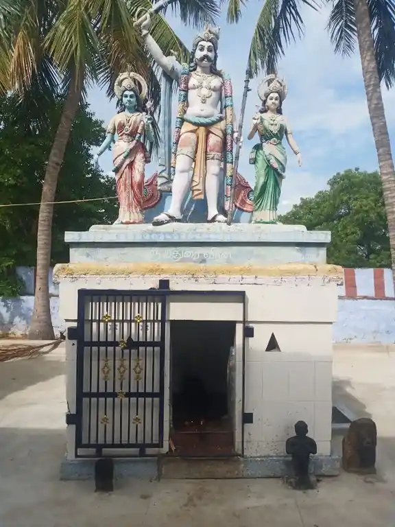 Arulmigu Mariyamman Pidari Madhurakaliyamman Temple, Nagaiyanallur - 621215 Arulmigu Mariyamman Pidari Madhurakaliyamman Temple, Nagaiyanallur - 621215, Thiruchirappalli - Ancient Temple Architecture and History Image 4
