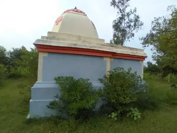 Arulmigu Mariyamman Pidariyamman Temple, Erandamkattalai - 612202 அருள்மிகு மாரியம்மன், பிடாரியம்மன் திருக்கோயில், Erandamkattalai - 612202, Thanjavur - Ancient Temple Architecture and History Image 4