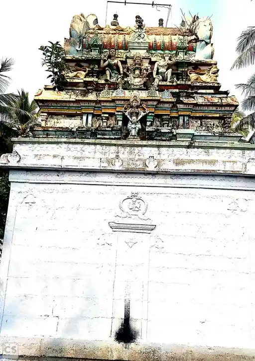 Arulmigu Mariyamman Pidariyamman Temple, Erumapatti - 637013 அருள்மிகு மாரியம்மன் திருக்கோயில், Erumapatti - 637013, Namakkal - Ancient Temple Architecture and History Image 5