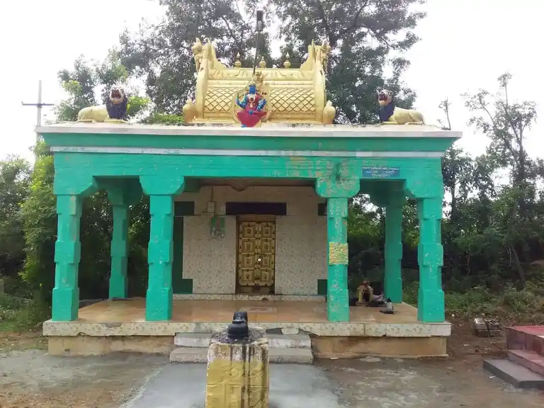 Arulmigu Mariyamman Pidariyamman Temple, Iranyamangalam, Earaniyamangalam - 639107 Arulmigu Mariyamman Pidariyamman Temple, Iranyamangalam, Earaniyamangalam - 639107, Karur - Ancient Temple Architecture and History Image 4