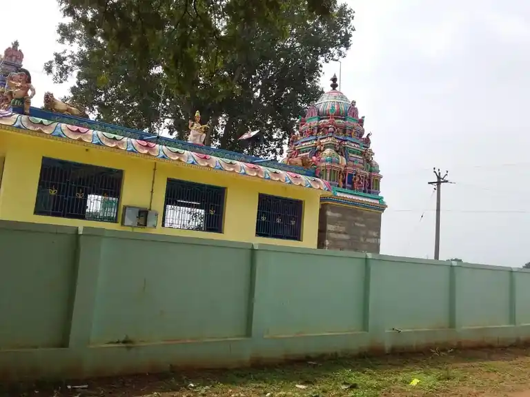 Arulmigu Mariyamman Pidariyamman Temple, Iranyamangalam, Earaniyamangalam - 639107 Arulmigu Mariyamman Pidariyamman Temple, Iranyamangalam, Earaniyamangalam - 639107, Karur - Ancient Temple Architecture and History Image 7