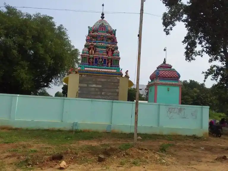 Arulmigu Mariyamman Pidariyamman Temple, Iranyamangalam, Earaniyamangalam - 639107 Arulmigu Mariyamman Pidariyamman Temple, Iranyamangalam, Earaniyamangalam - 639107, Karur - Ancient Temple Architecture and History Image 8