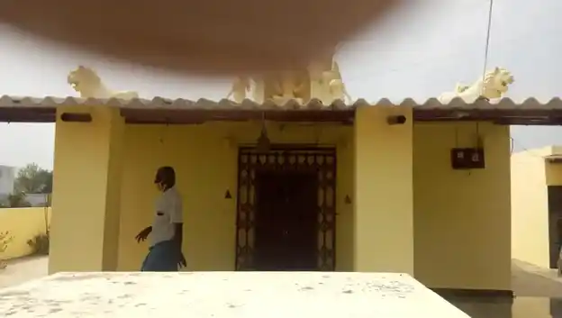 Arulmigu Mariyamman Pillaiyar Temple, Metupatti, Padi - 636809 அருள்மிகு மாரியம்மன் பிள்ளையார் திருக்கோயில், சின்னாகவுண்டன்பட்டி, சின்னாகவுண்டன்பட்டி - 636809, Dharmapuri - Ancient Temple Architecture and History Image 2