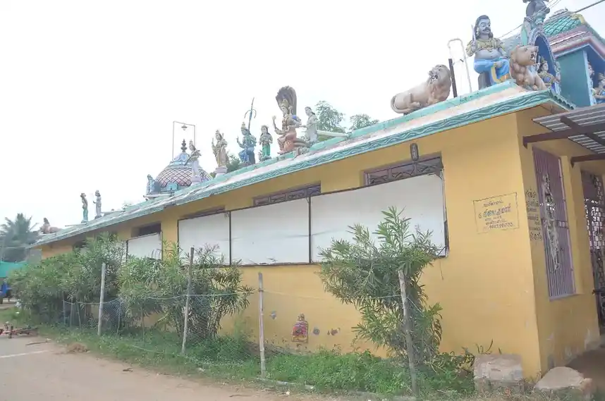 Arulmigu Mariyamman Pillayar Temple, Neelathanalur - 612501 Arulmigu Mariyamman Pillayar Temple, Neelathanalur - 612501, Thanjavur - Ancient Temple Architecture and History Image 2