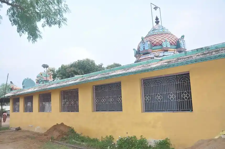Arulmigu Mariyamman Pillayar Temple, Neelathanalur - 612501 Arulmigu Mariyamman Pillayar Temple, Neelathanalur - 612501, Thanjavur - Ancient Temple Architecture and History Image 4