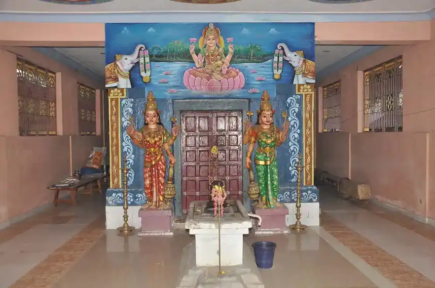 Arulmigu Mariyamman Pillayar Temple, Neelathanalur - 612501 Arulmigu Mariyamman Pillayar Temple, Neelathanalur - 612501, Thanjavur - Ancient Temple Architecture and History Image 5