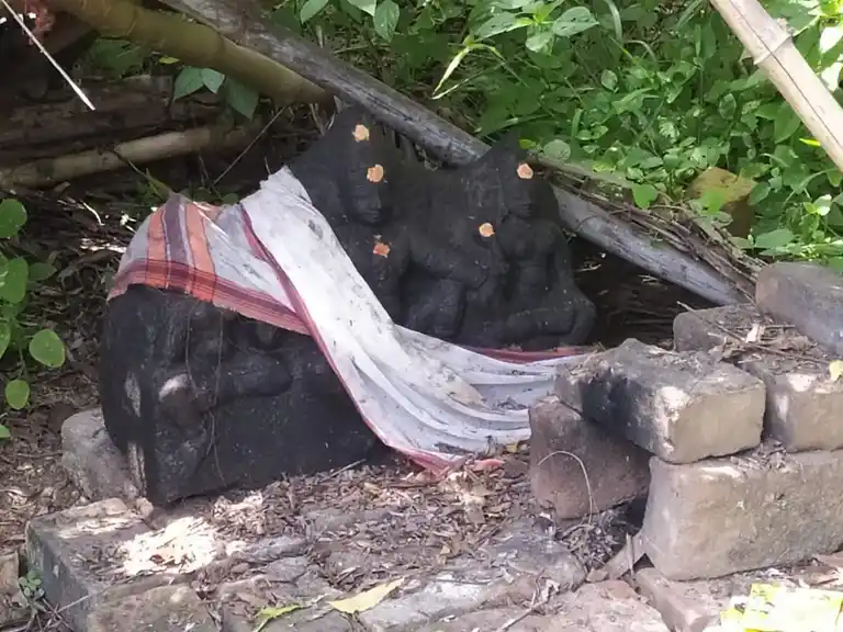 Arulmigu Mariyamman Pillayar Temple, Uthamathani - 612501 Arulmigu Mariyamman Pillayar Temple, Uthamathani - 612501, Thanjavur - Ancient Temple Architecture and History Image 2