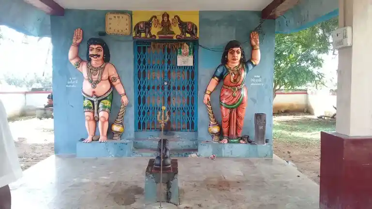 Arulmigu Mariyamman Ponnar Sangar Ninaivuchinnam, T.Idaiyapatti - 621305 Arulmigu Mariyamman Ponnar sangar Ninaivuchinnam, T.Idaiyapatti - 621305, Thiruchirappalli - Ancient Temple Architecture and History Image 2