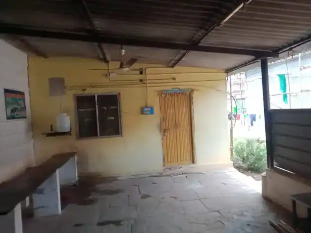 Arulmigu Mariyamman Sellandiyamman Anjaneyar Temples, Rasipuram - 637408 அருள்மிகு மாரியம்மன், செல்லாண்டியம்மன் மற்றும் ஆஞ்சநேயர் திருக்கோயில், ராசிபுரம் - 637408, Namakkal - Ancient Temple Architecture and History Image 2