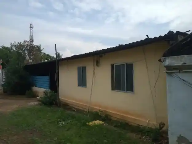 Arulmigu Mariyamman Sellandiyamman Anjaneyar Temples, Rasipuram - 637408 அருள்மிகு மாரியம்மன், செல்லாண்டியம்மன் மற்றும் ஆஞ்சநேயர் திருக்கோயில், ராசிபுரம் - 637408, Namakkal - Ancient Temple Architecture and History Image 4