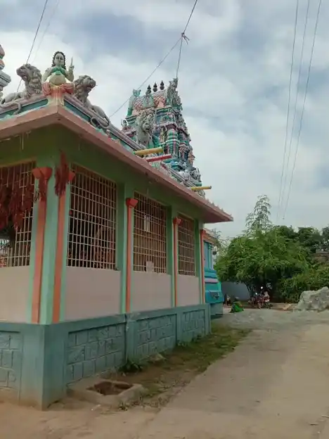 Arulmigu Mariyamman Sendraya Swamy Temple, Alapuram - 636904 அருள்மிகு மாரியம்மன், சென்றாய சுவாமி திருக்கோயில், Alapuram - 636904, Dharmapuri - Ancient Temple Architecture and History Image 3