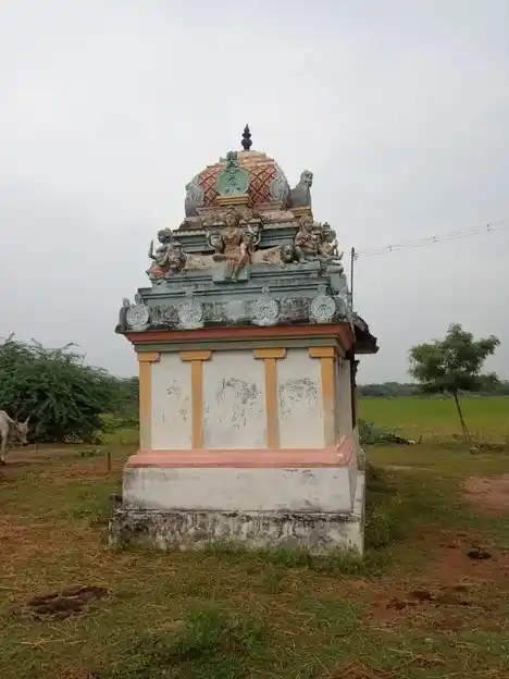 Arulmigu Mariyamman Temple, Adampur - 614626 அருள்மிகு மாரியம்மன் திருக்கோயில், அடம்பூர், ஆவுடையார்கோவில் வட்டம் - 614626, Pudukkottai - Ancient Temple Architecture and History Image 4