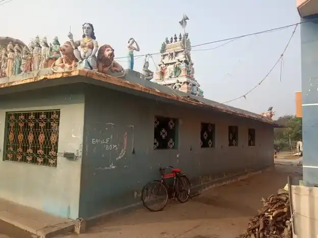 Arulmigu Mariyamman Temple, Adari - 606109 அருள்மிகு மாரியம்மன் திருக்கோயில், Adari - 606109, Cuddalore - Ancient Temple Architecture and History Image 2