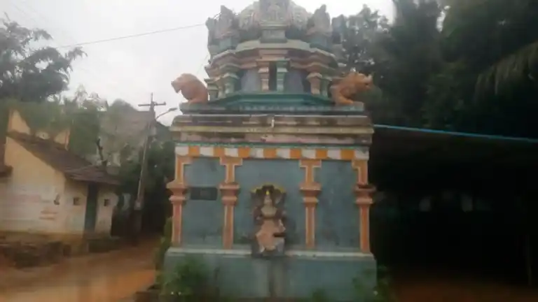 Arulmigu Mariyamman Temple, Adhivaraganallur - 608703 அருள்மிகு மாரியம்மன் திருக்கோயில், Adhivaraganallur - 608703, Cuddalore - Ancient Temple Architecture and History Image 3