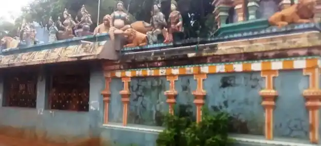 Arulmigu Mariyamman Temple, Adhivaraganallur - 608703 அருள்மிகு மாரியம்மன் திருக்கோயில், Adhivaraganallur - 608703, Cuddalore - Ancient Temple Architecture and History Image 4