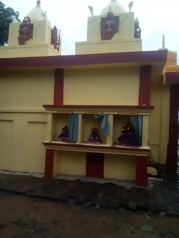 Arulmigu Mariyamman Temple, Adikarapatty - 636905 அருள்மிகு மாரியம்மன் திருக்கோயில், Adikarapatty - 636905, Dharmapuri - Ancient Temple Architecture and History Image 3